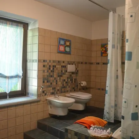 Wolfsruhe Bed & Breakfast *