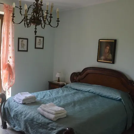 Wolfsruhe Bed & Breakfast